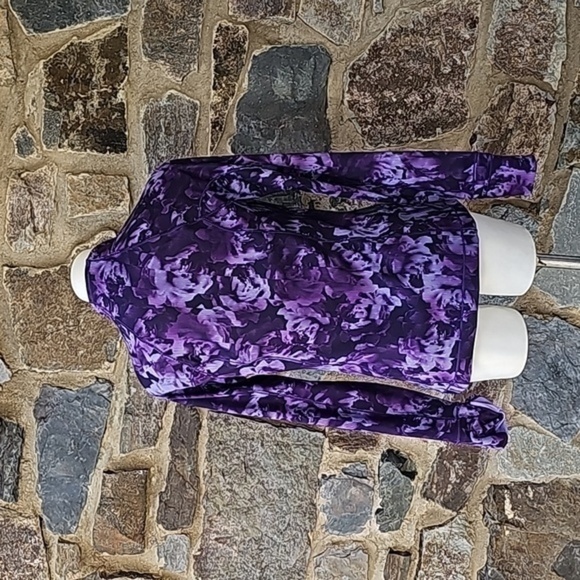 Athleta Women's Rainier Half Zip Print Sz. M color Spliced Floral Basalt - Picture 12 of 16